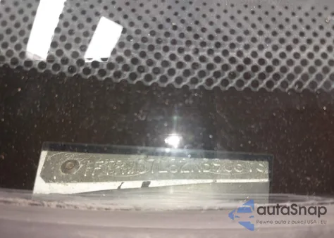 2002 Ford F-150 Lariat/Xlt z USA, uszkodzony, nr VIN 1FTRW07L82KB90613